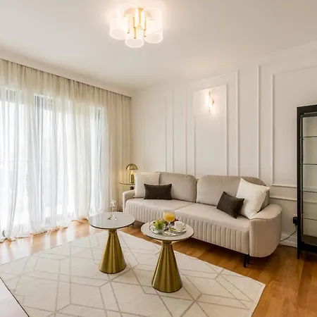 Lux Garden Luxury 2 Апартаменты
