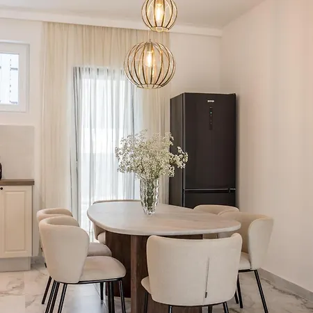 Lux Garden Luxury 2 Апартаменты