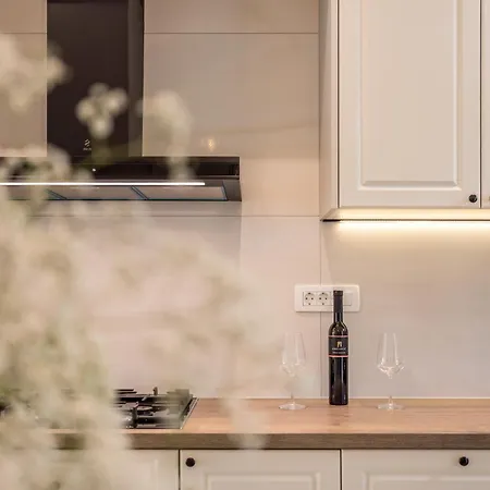 Апартаменты Lux Garden Luxury 2 *