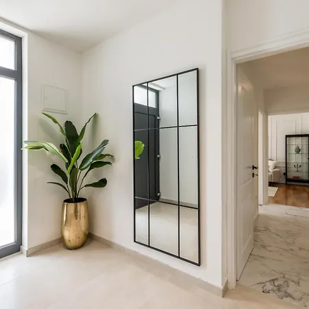 Lux Garden Luxury 2 Сплит