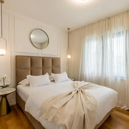 Lux Garden Luxury 2 Апартаменты