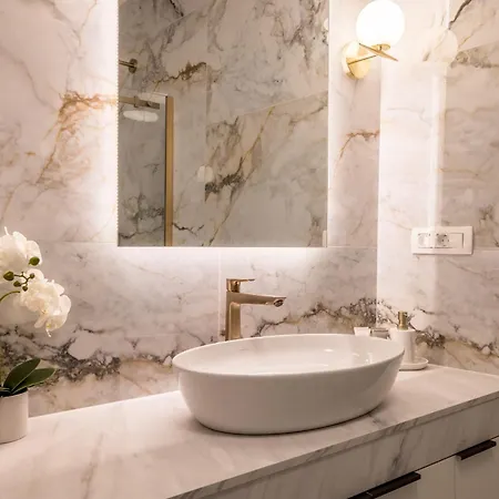 Lux Garden Luxury 2 Апартаменты *
