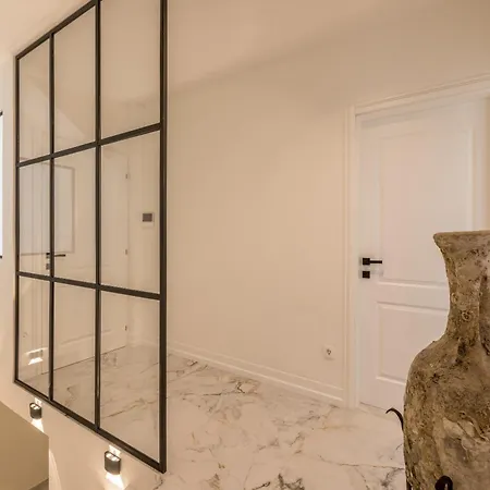 Apartman Lux Garden Luxury 2 *