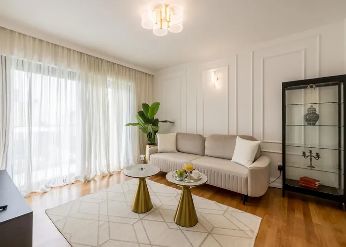 Lux Garden Luxury 2