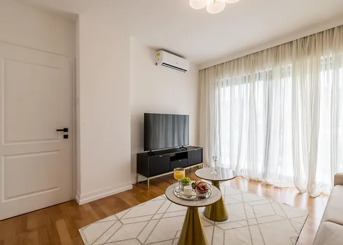 Lux Garden Luxury 2
