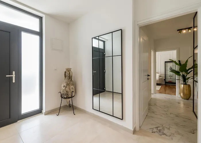 Lux Garden Luxury 2