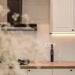 Διαμέρισμα Lux Garden Luxury 2 *