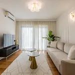Διαμέρισμα Lux Garden Luxury 2 *