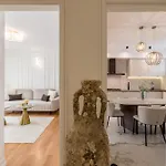 Lux Garden Luxury 2 *